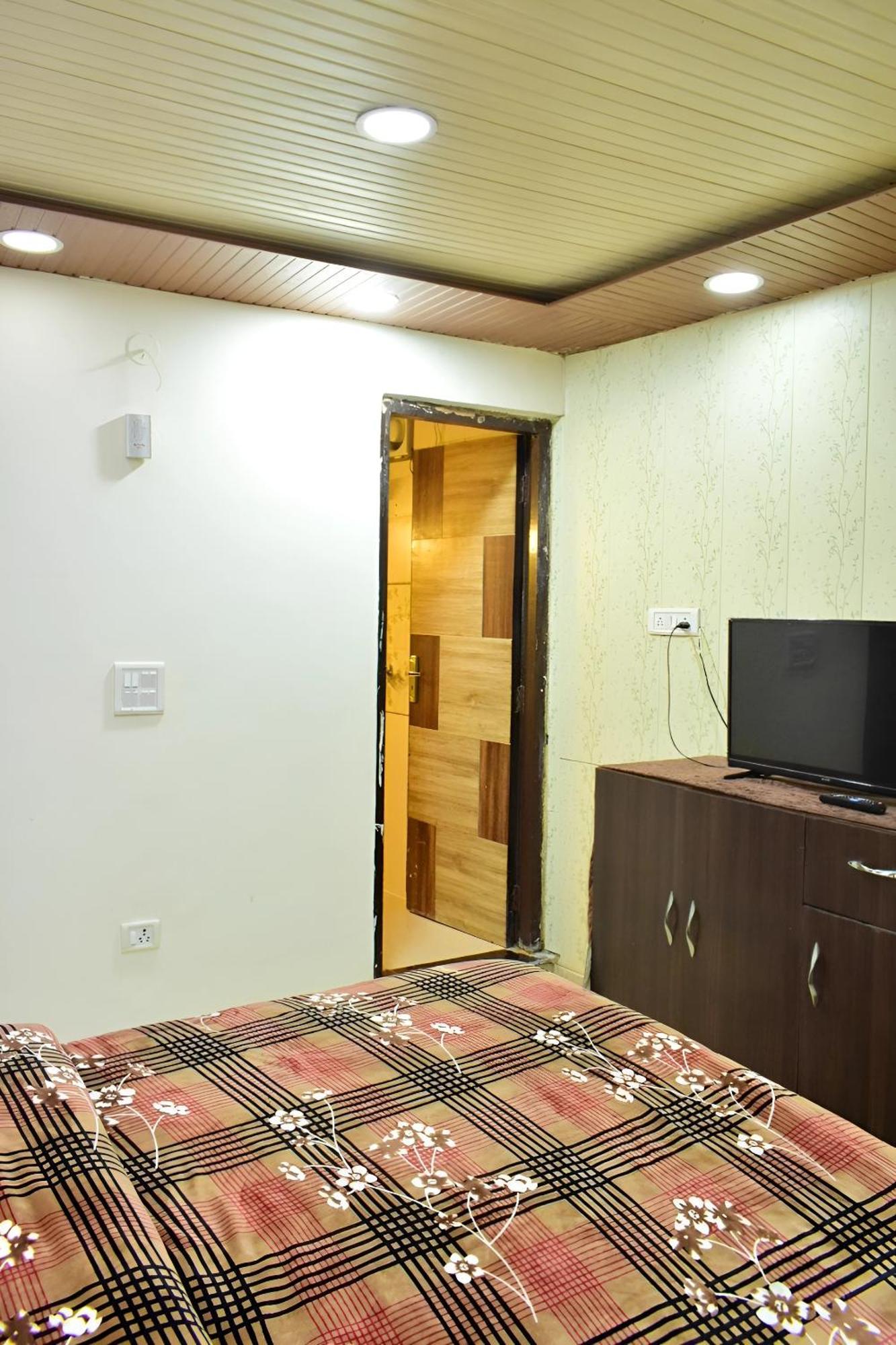 Rudhraksh Villa 4Br- Perfect Vacay Villa Массури Экстерьер фото