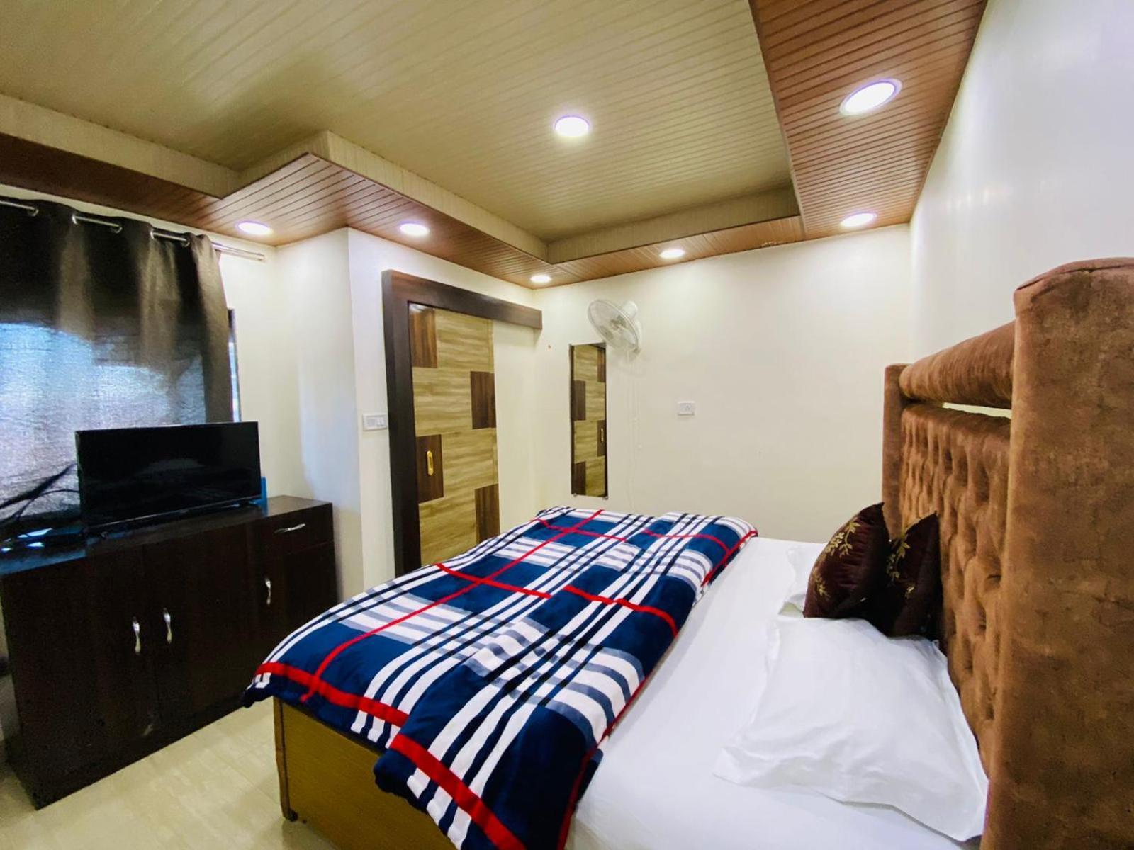 Rudhraksh Villa 4Br- Perfect Vacay Villa Массури Экстерьер фото