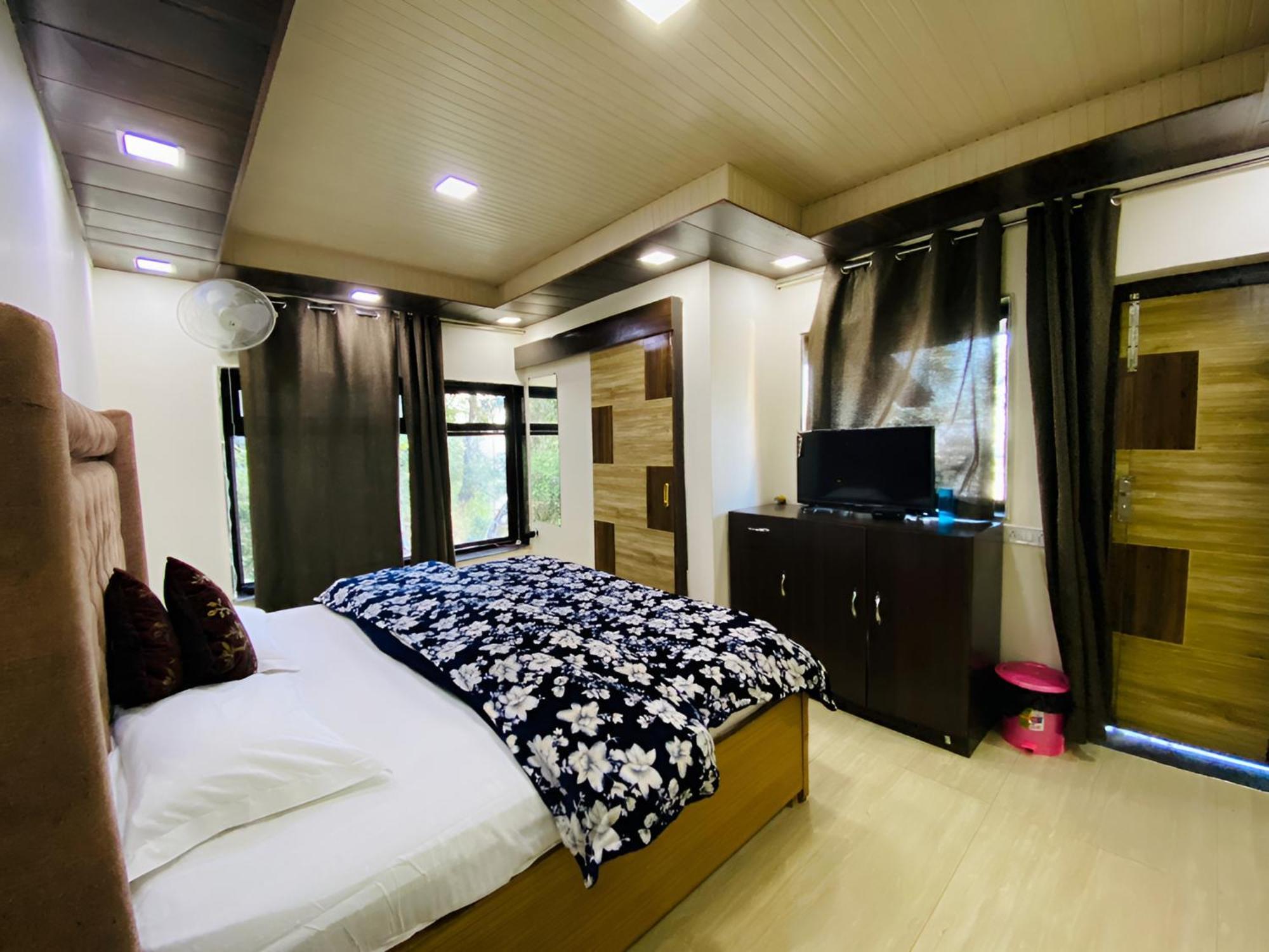 Rudhraksh Villa 4Br- Perfect Vacay Villa Массури Экстерьер фото